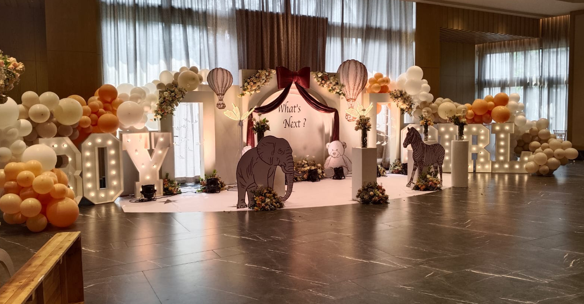 Balloon Decorations Banner 2